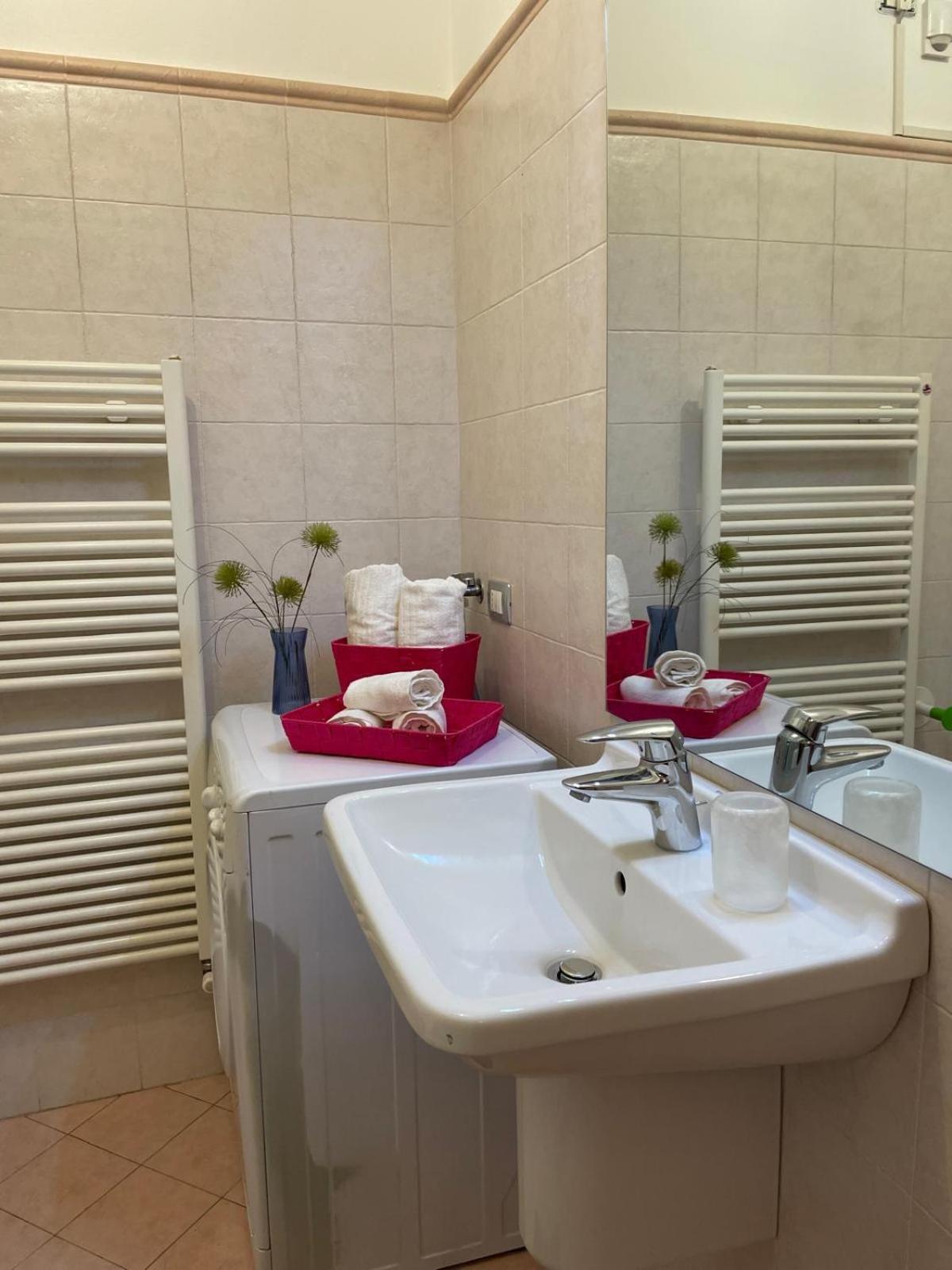 Giorgia'S Home Colico Holiday Rent المظهر الخارجي الصورة
